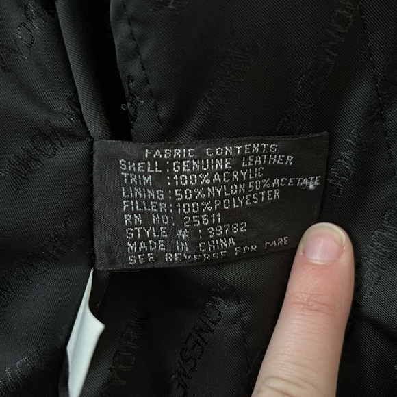 Leather jacket - Picture 6 of 6